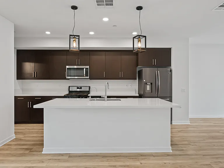11011 Skyglow Dr — Photo 13