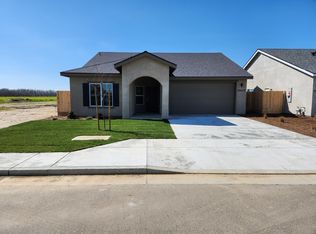 30679 Ashland Rd, Visalia, CA 93291