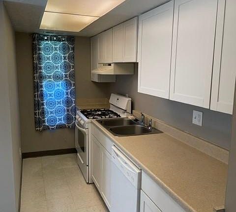 4th image of 56 King Arthur Ct