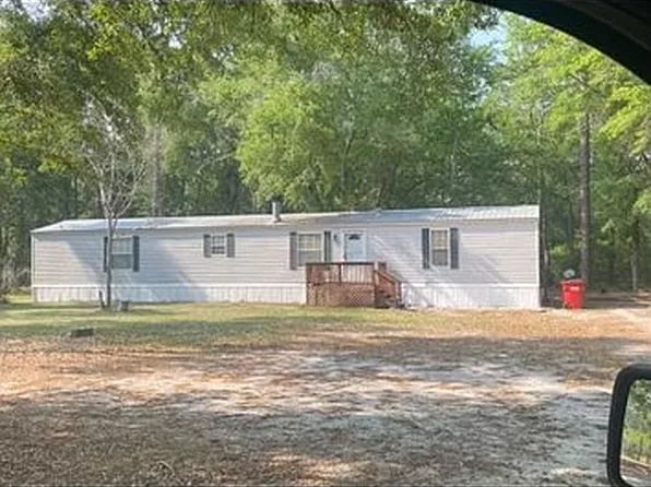 68 Scott Rd, Waynesville, GA 31566