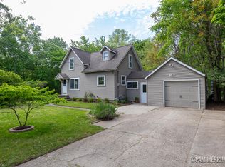 1383 Four Mile Rd NE, Grand Rapids, MI 49525