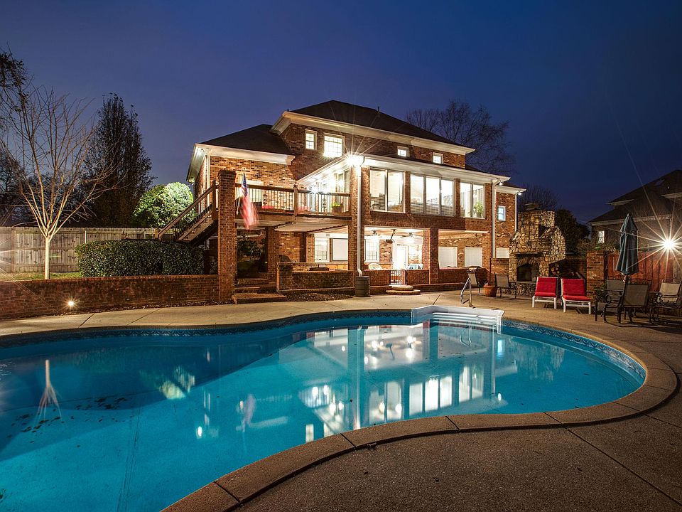 1st image of 2239 Avery Valley Dr