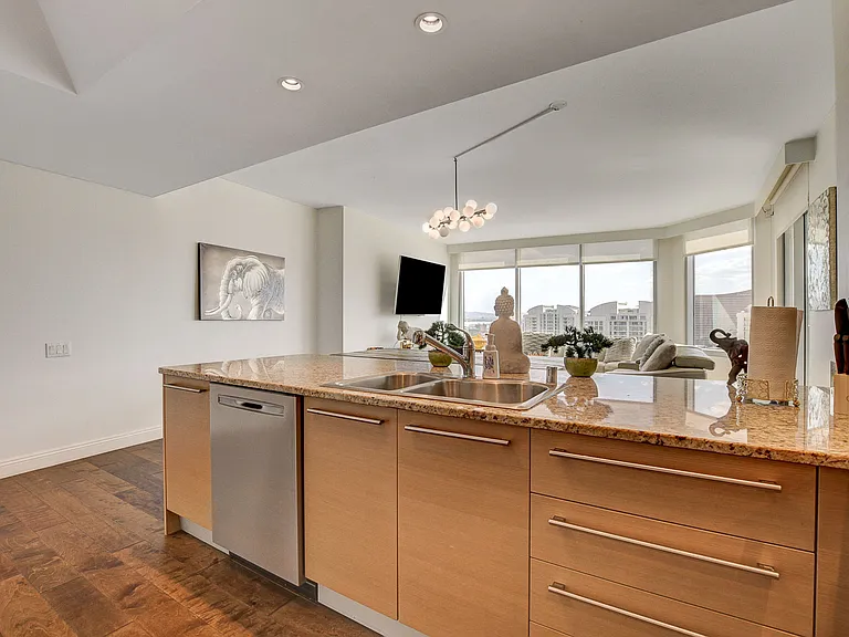 222 Karen Ave #4101 — Photo 15