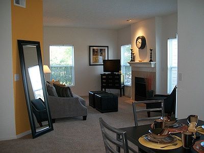 3rd image of 8601 Fenwick Creek Pl