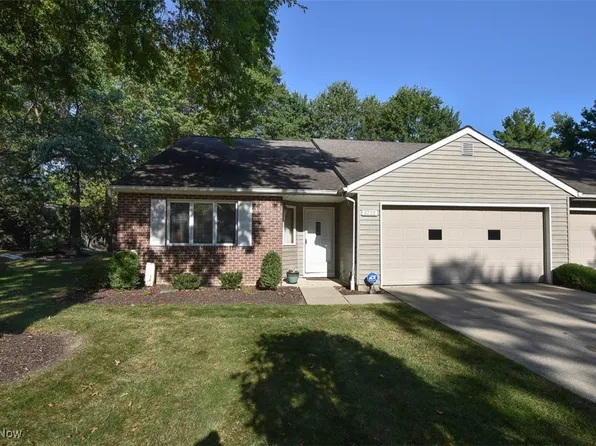 3222 Balsam Dr, Westlake, OH 44145