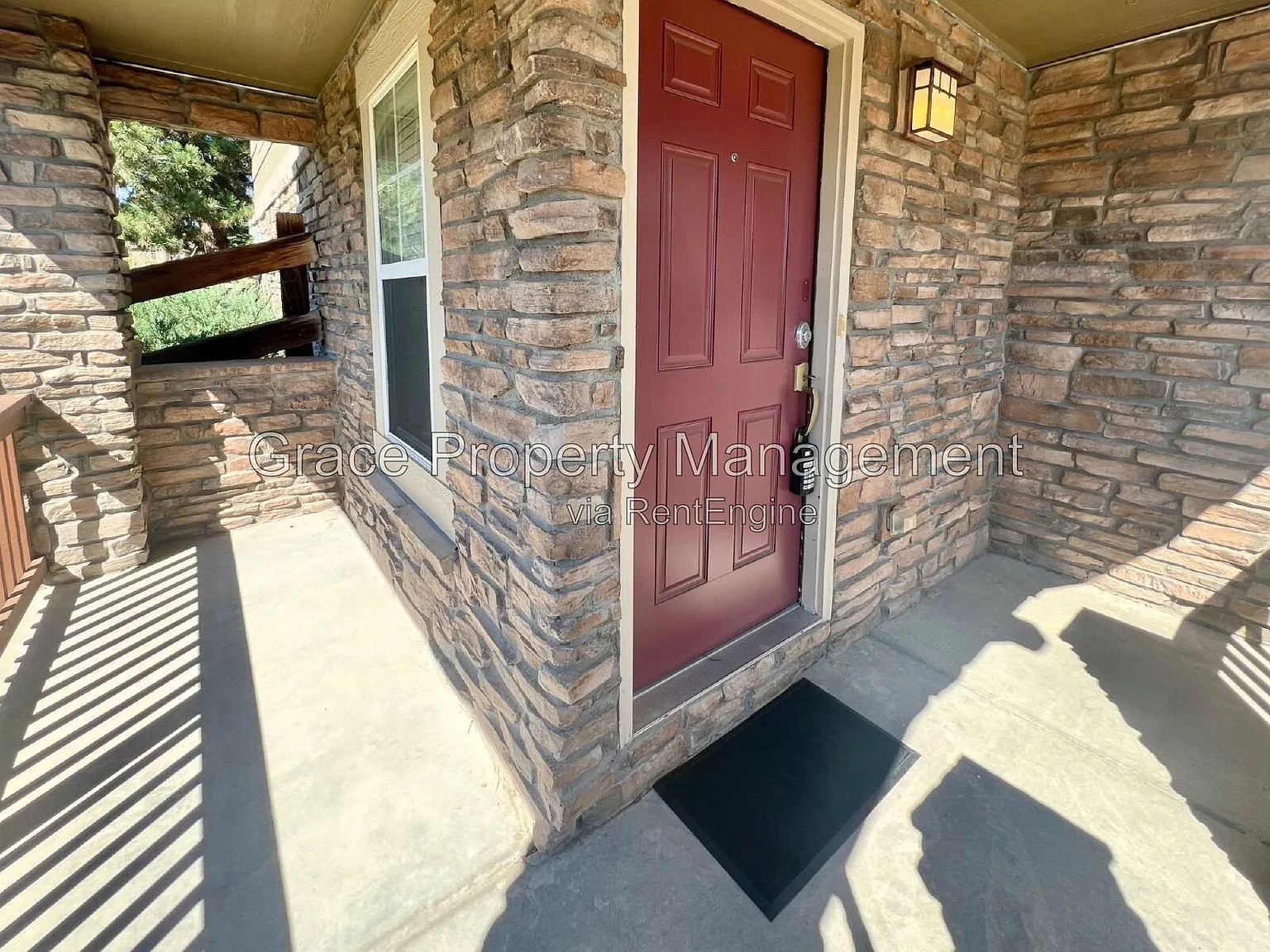 2 bed, 3.0 bath, 2378 sqft, $3,095 — Photo 2