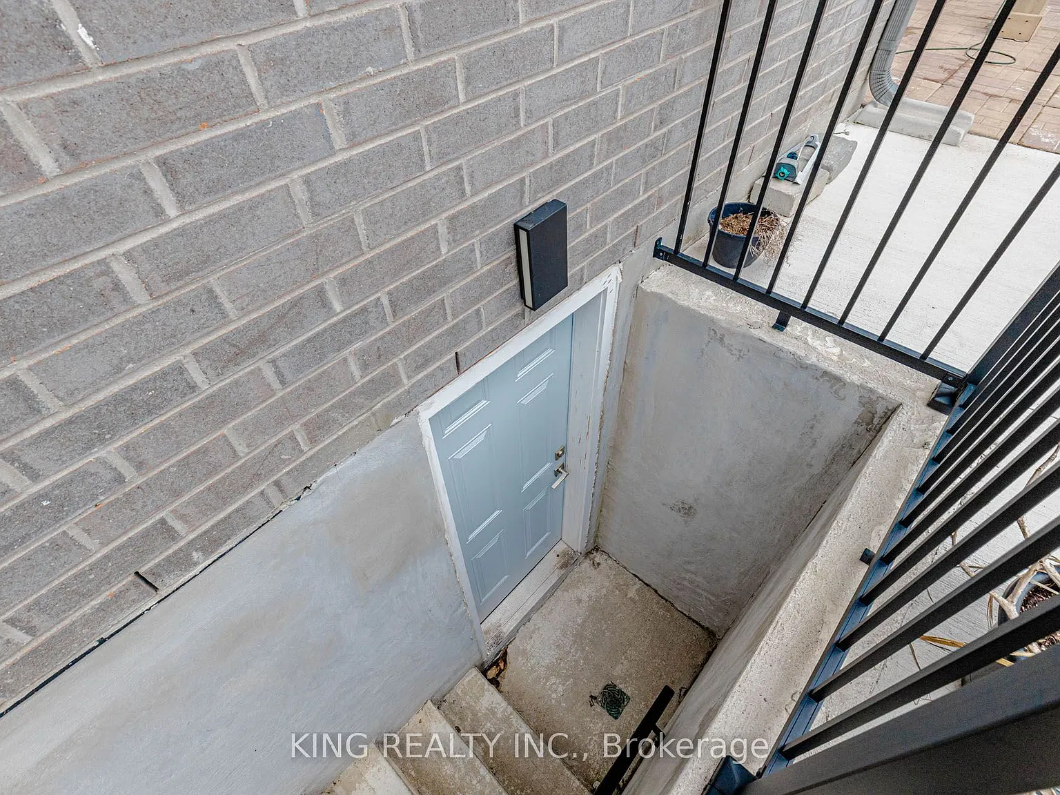 2 bed, $1,800 — Photo 4