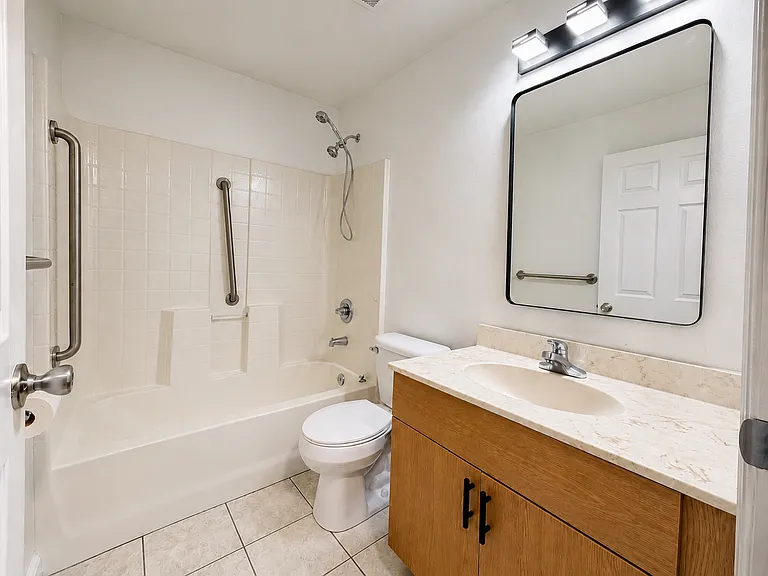 8 Rainstone Ln #A — Photo 23