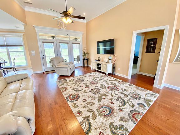 5th image of 1236 Westbrook Dr