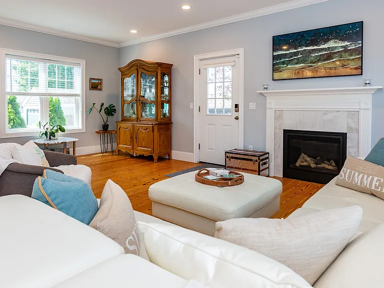19 Eustis Ave — Photo 18