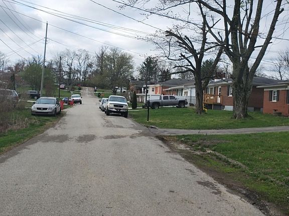 4th image of 223 Winton Dr