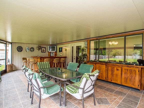 Screened Porch