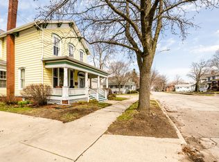 900 State St, Saint Joseph, MI 49085