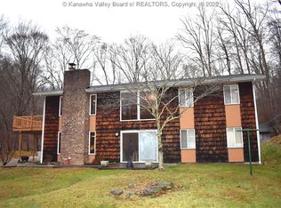 882 Patterson Dr, Elkview, WV 25071