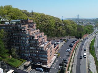 755 Narrows Rd N APT 707, Staten Island, NY 10304