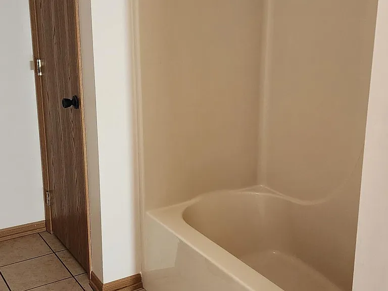 7325 Midland Rd #9 — Photo 19