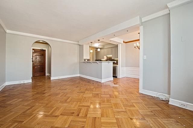 1st image of 2000 N Lincoln Park W #1103