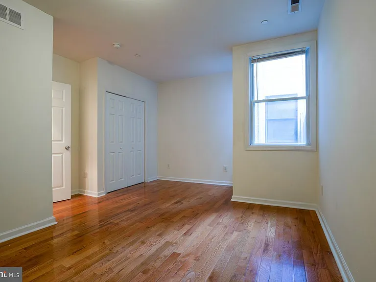 1429 Poplar St #1A — Photo 15