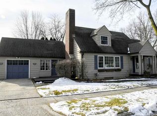 2300 Gysin Ct, Bay City, MI 48708
