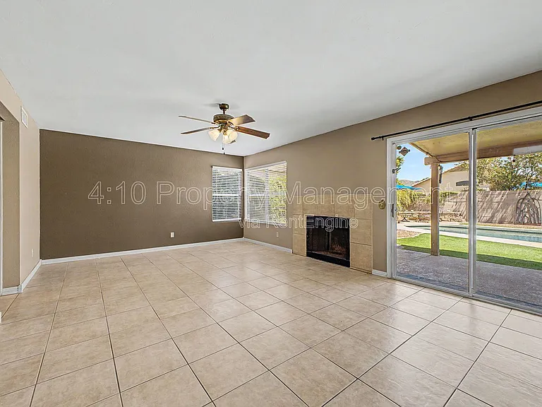 3236 E Hiddenview Dr — Photo 10