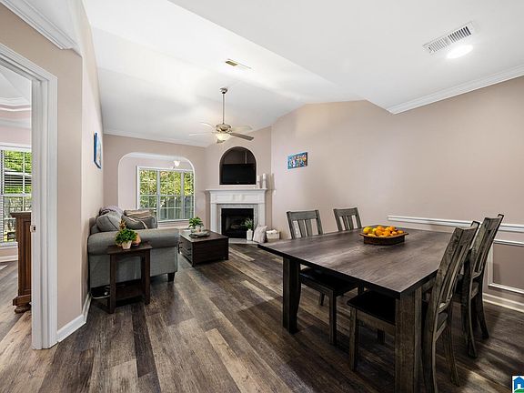 3rd image of 578 Cahaba Manor Dr