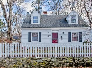 16 Pomona Rd, Worcester, MA 01602