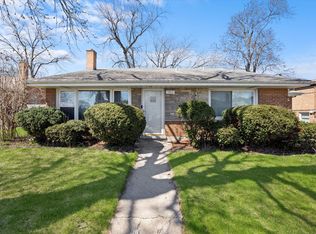 1012 E 159th Pl, South Holland, IL 60473