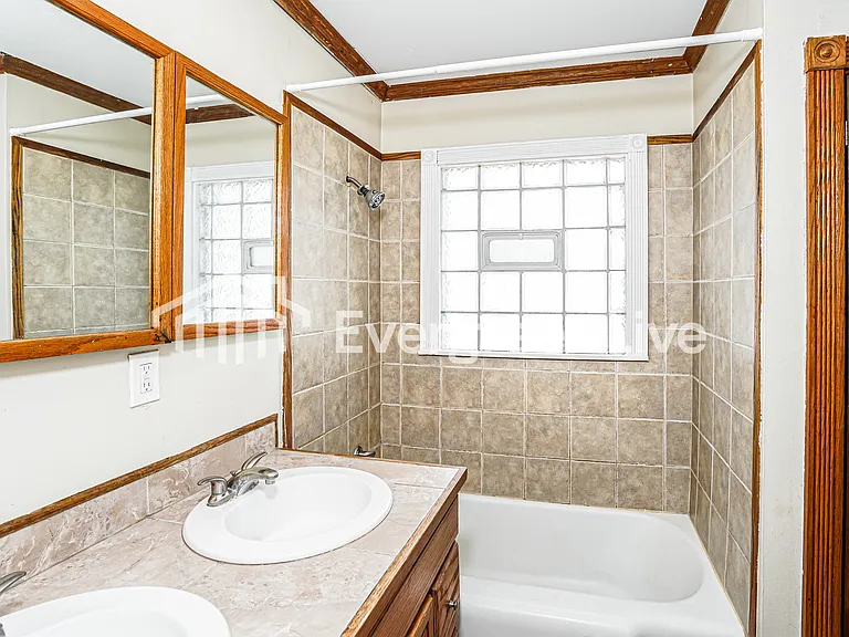 4064 N 62nd St — Photo 9