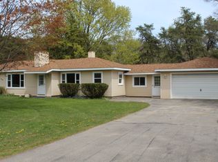 8374 Van Dyke Rd, Cass City, MI 48726