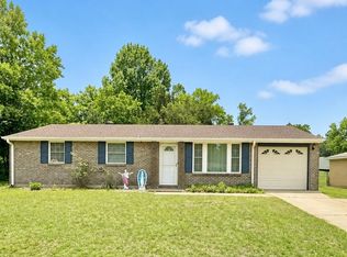 215 Camellia Dr, Prattville, AL 36067