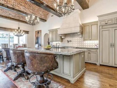 5200 E Verde Cir, Benbrook, TX, 76126