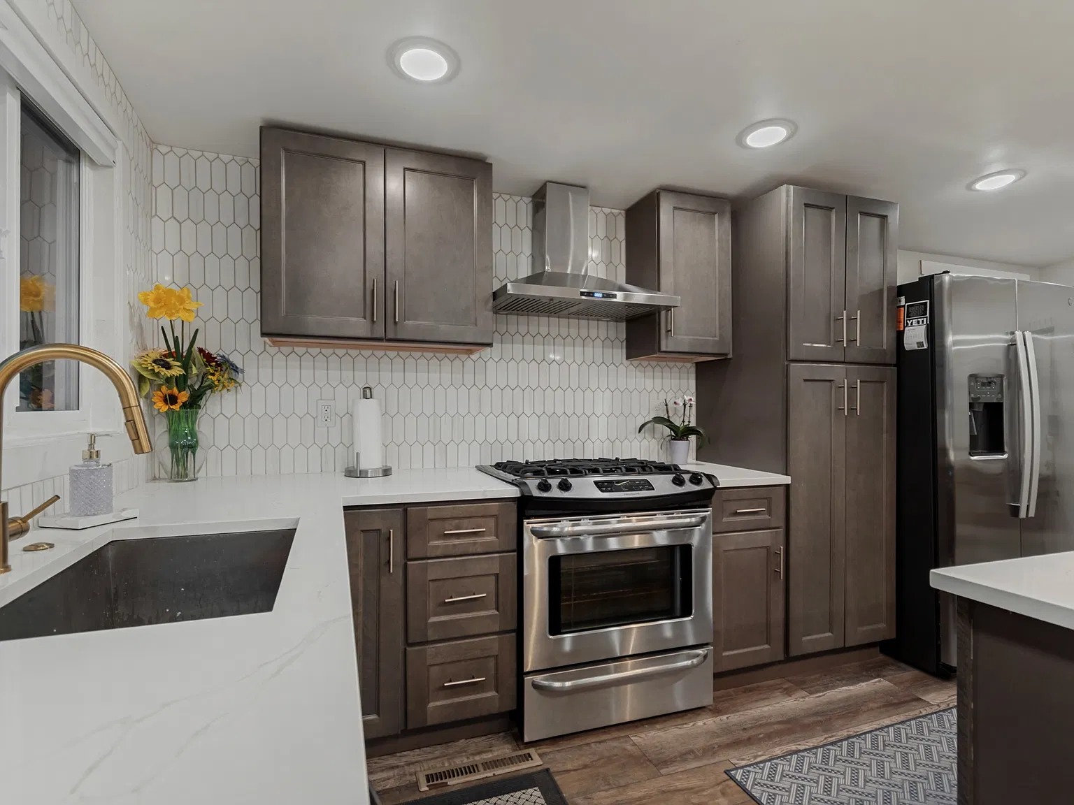 2065 E Bo Mar Dr — Photo 2