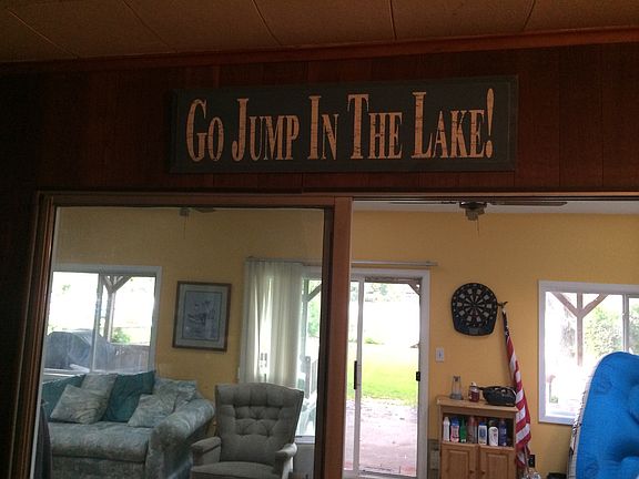 2nd image of 9060 Lake Park Dr