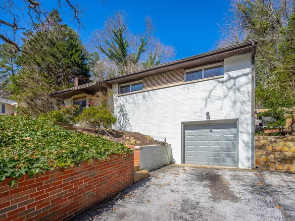 1121 Fernway Rd, Chattanooga, TN 37405