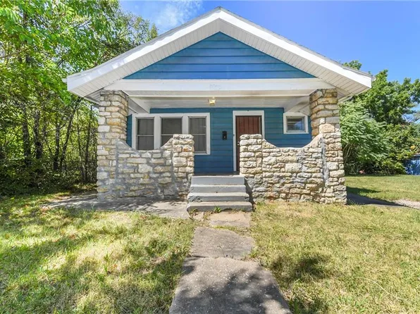 5846 Lawn Ave, Kansas City, MO 64130