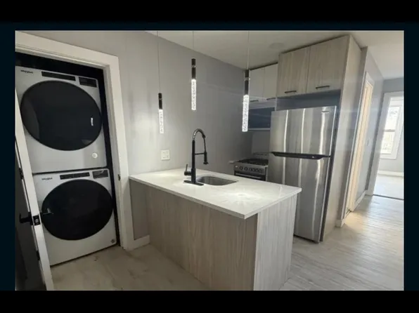 69 Lincoln Street image 1 of 7