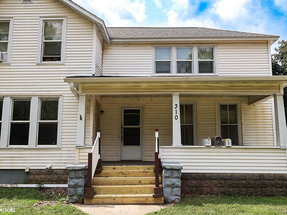 2nd image of 310 Taft St S