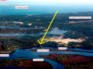 508 River Rd, Carrabelle, FL 32322
