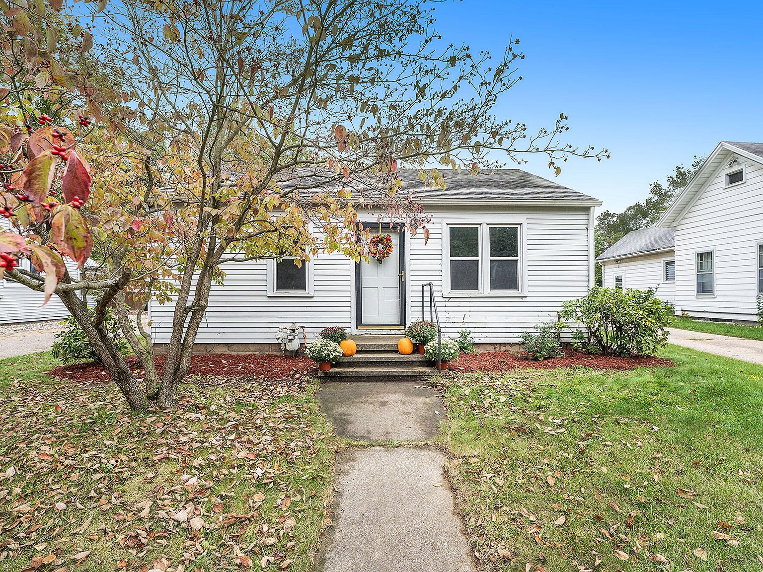 119 Robinson St, Allegan, MI 49010 Zillow