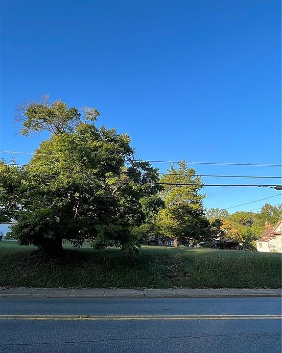 2nd image of 0 High Point St