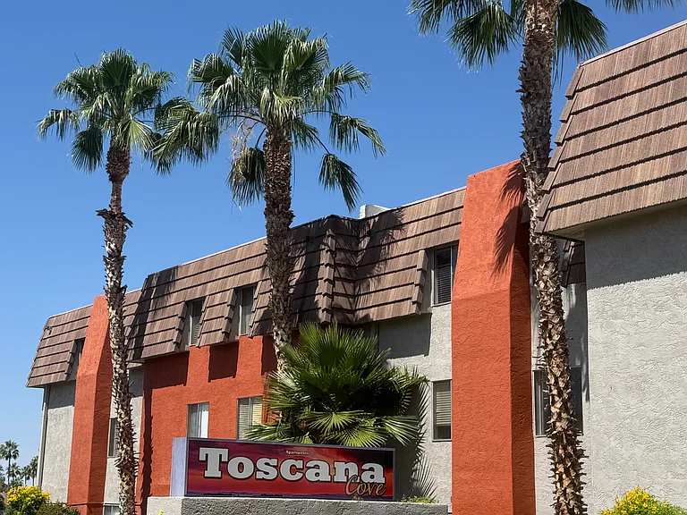 Toscana Cove — Photo 22