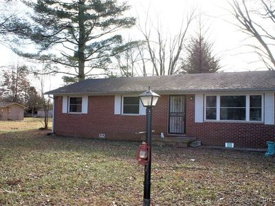 153 E Larry Lane, Scottsburg, IN, 47170