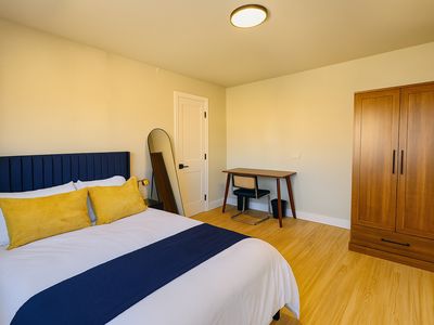 (Undisclosed Address), Oakland, CA, 94605