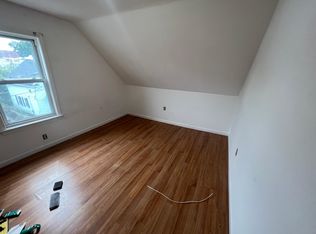 138 Gershom Ave #1, Lowell, MA 01854