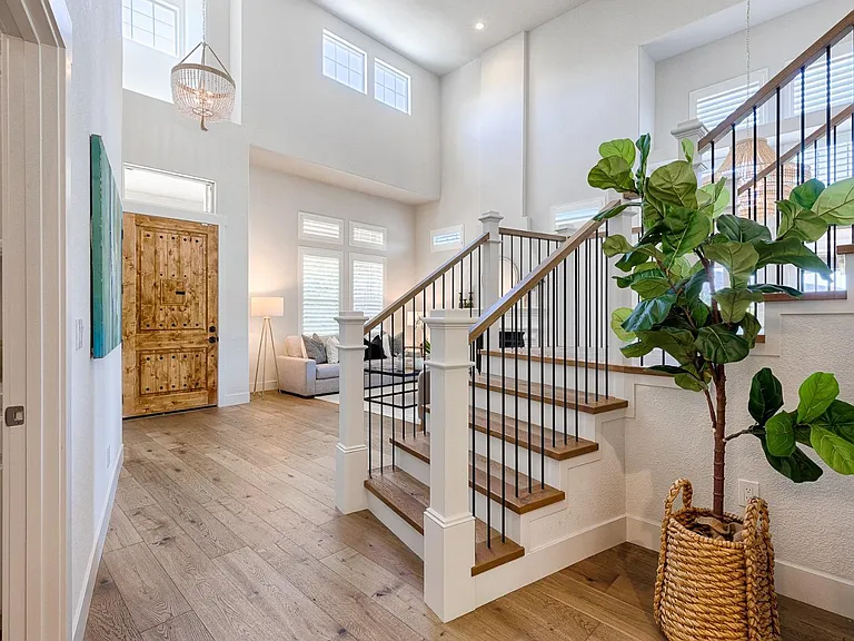 704 Hunt Ave — Photo 25