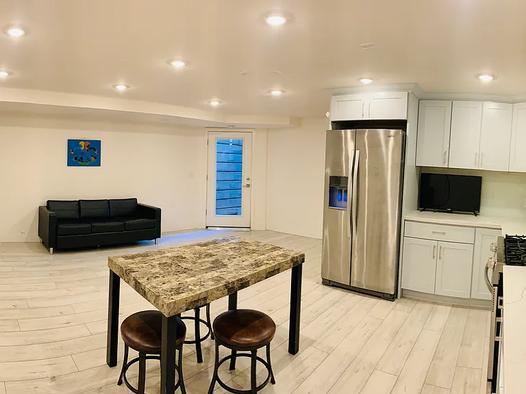 753A Capp St #1 — Photo 3