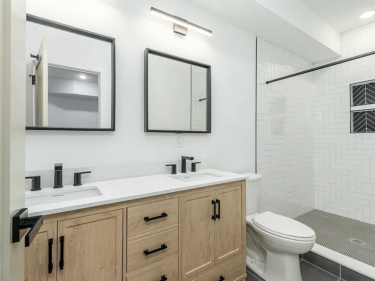 608 S American St #1 — Photo 29
