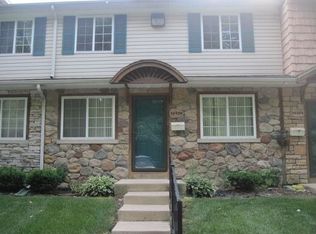 16379 Terrace Village Dr, Taylor, MI 48180