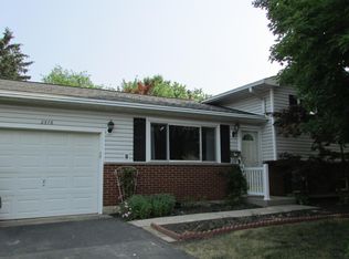 2576 Vernal Dr, Grove City, OH