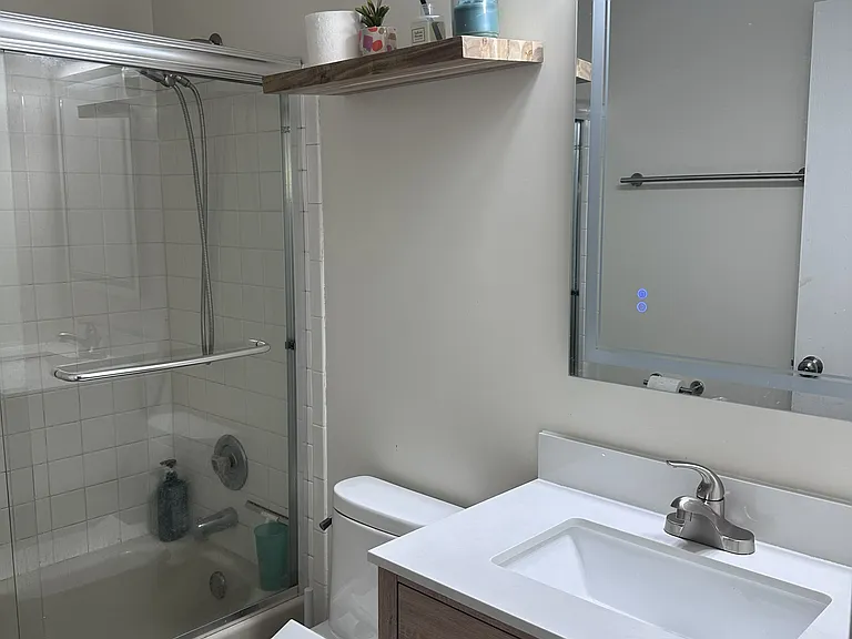 202 E Fabish Dr — Photo 9
